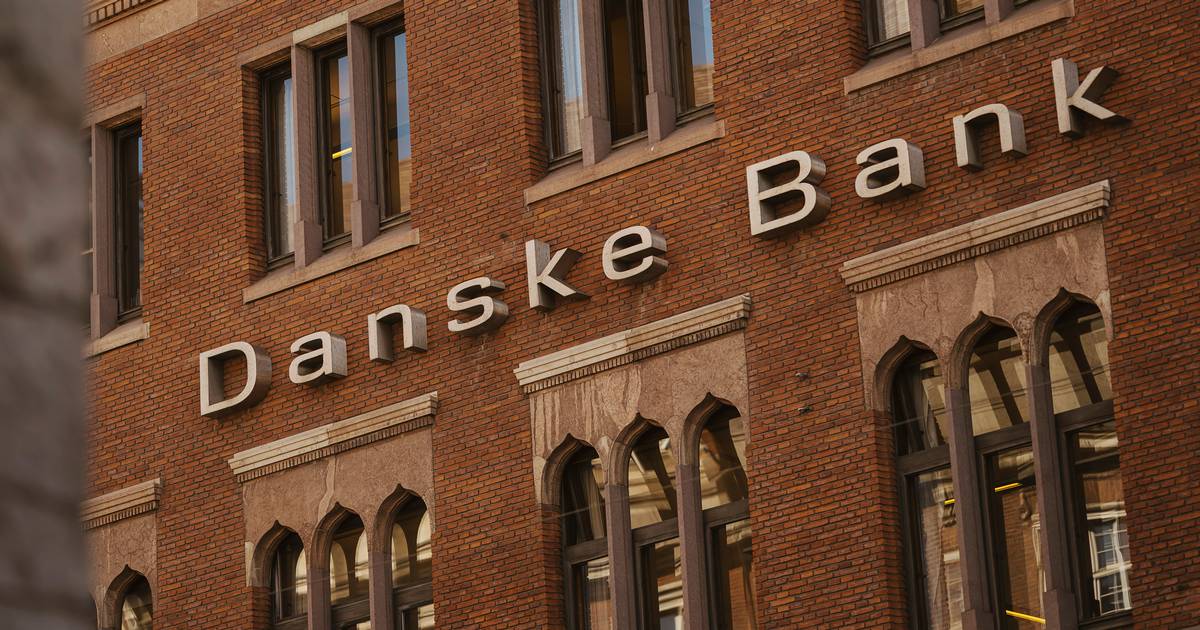 Skifter kurs:  Landets største bank åbner for at smide penge i omdiskuteret valuta
