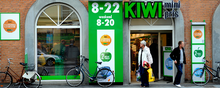 Dagrofa vil fremover satse alt på danske butikskæder med discontbutikkerne Kiwi og Meny-supermarkederne i front. Arkivfoto: Carsten Andreasen