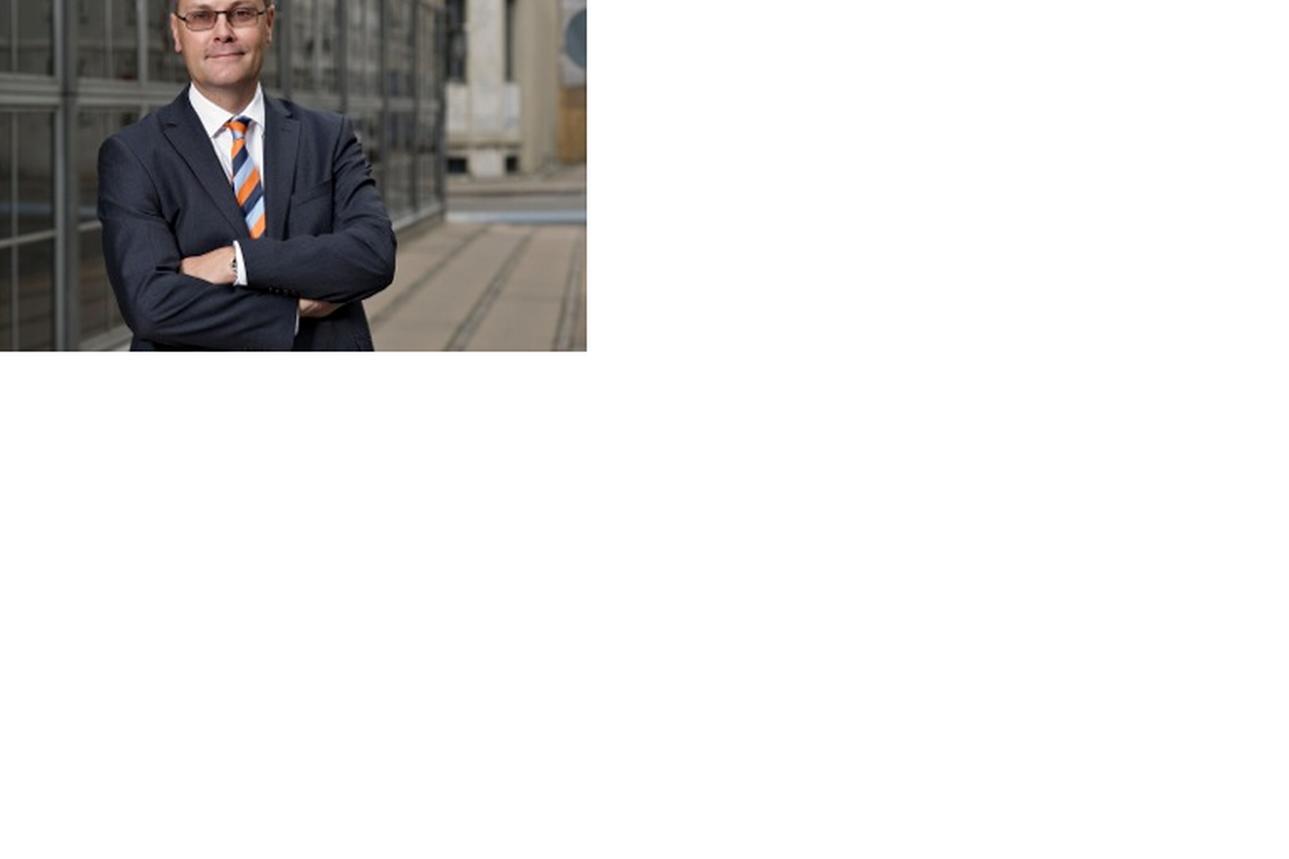 Ifølge Danske Bank-direktør Niels Bang-Hansen giver det ikke mening at holde liv i alle bankfilialer - ligesom vi heller ikke har beholdt alle 9.000 telefonbokse fra gamle dage. Foto: Danske Bank.