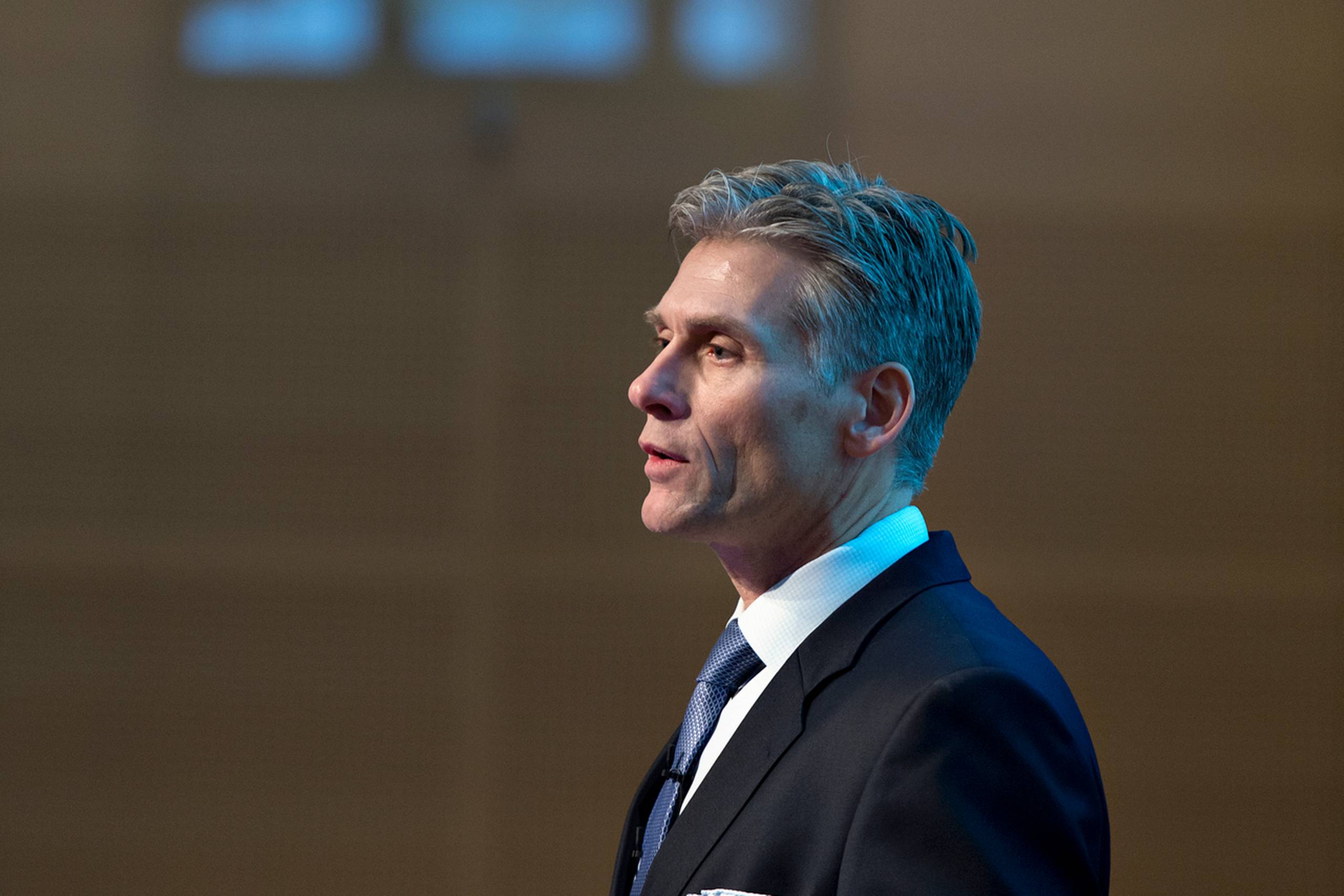 Renten fortsætter med at falde. Det får Thomas F. Borgen, adm. direktør i Danske Bank, til at udvikle nye produkter til kunderne.