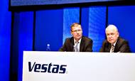 Tidligere topchef i Vestas, Ditlev Engel (tv), og tidligere bestyrelsesformand Bent Erik Carlsen er begge sagsøgt af utilfredse Vestas-investorer i en sag, der trækker tråde tilbage til 2010. Nu kommer sagen for retten. Arkivfoto: Sisse Dupont. Sisse Dupont