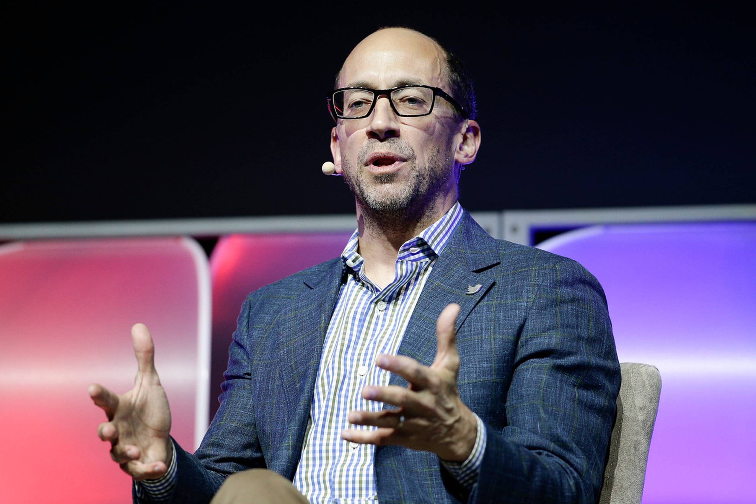 Dick Costolo stopper som topchef hos Twitter.
