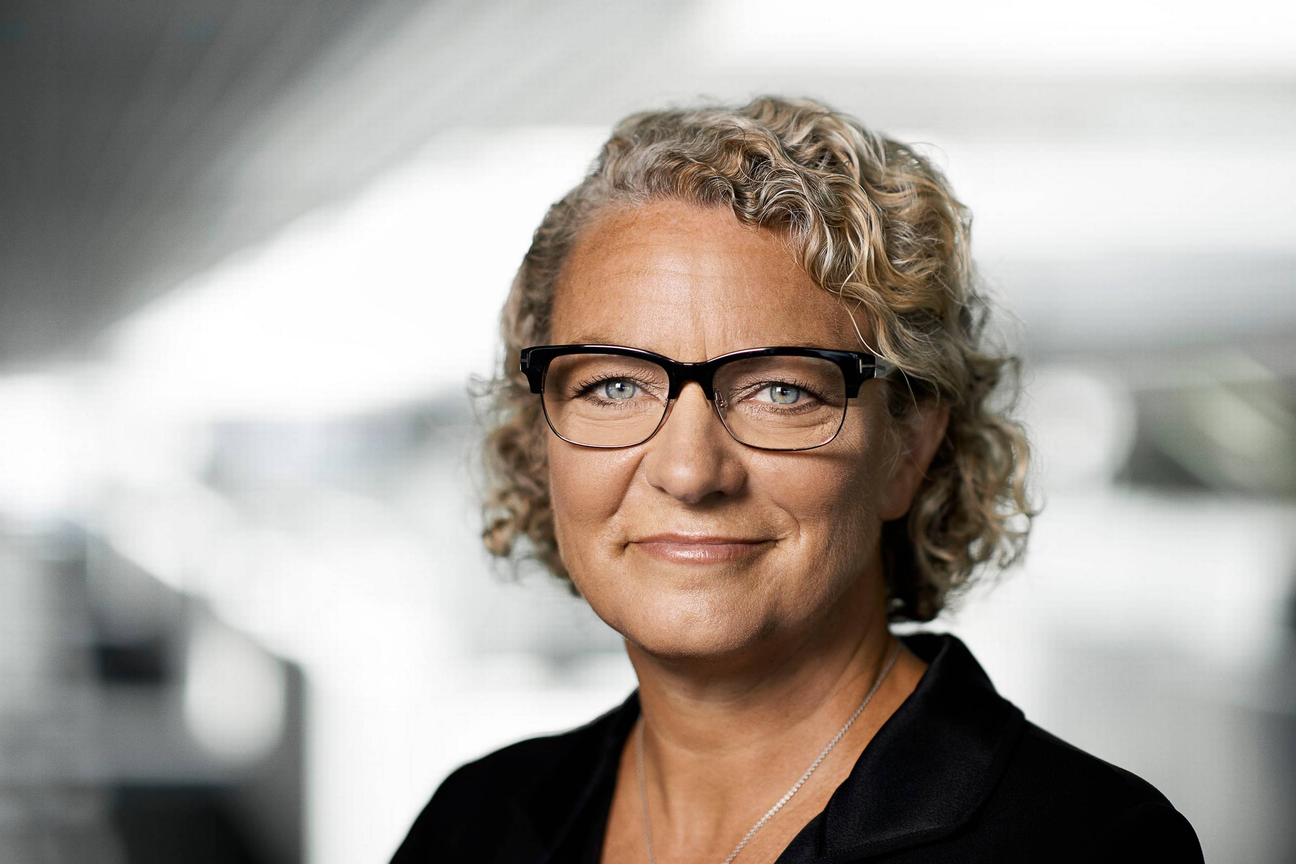 Adm. direktør TV 2 