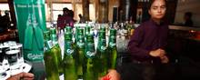 Carlsberg og bryggeriets partner i Indien er røget alvorligt i infight om millioner af kroner. Her et foto fra Carlsbergs officielle debut i New Delhi i Indien får efterhånden en del år siden. Foto: Osan Gurinder Foto: Gurinder Osan