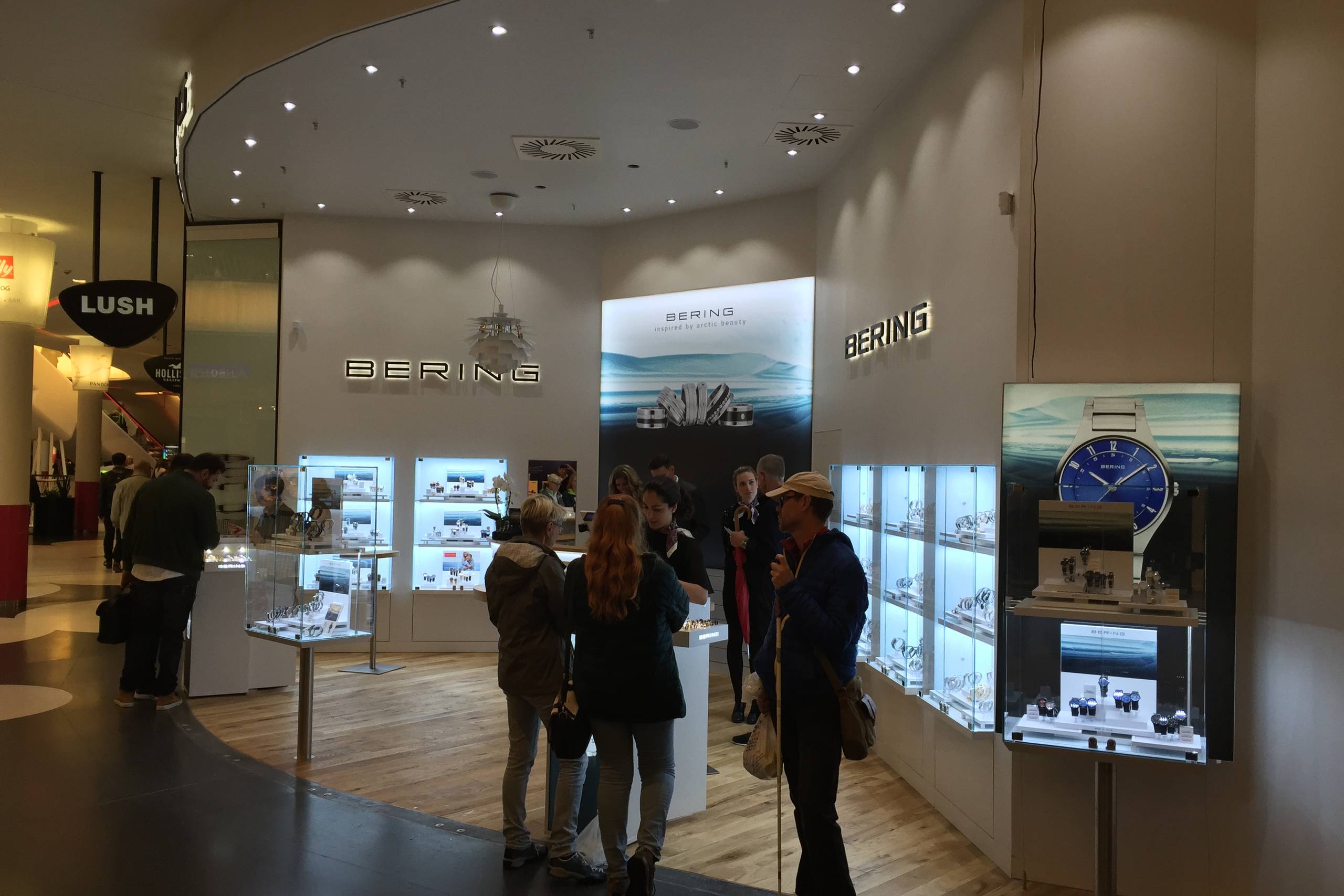 Bering Time, som afsætter ure og smykker i hele verden, har netop åbnet denne konceptbutik i Frankfurt.