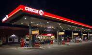 Circle K overtog i 2016 mange danske tankstationer fra forpagtere under Shell-varemærket. Den sag koster nu en bøde. Foto: Couche-Tard