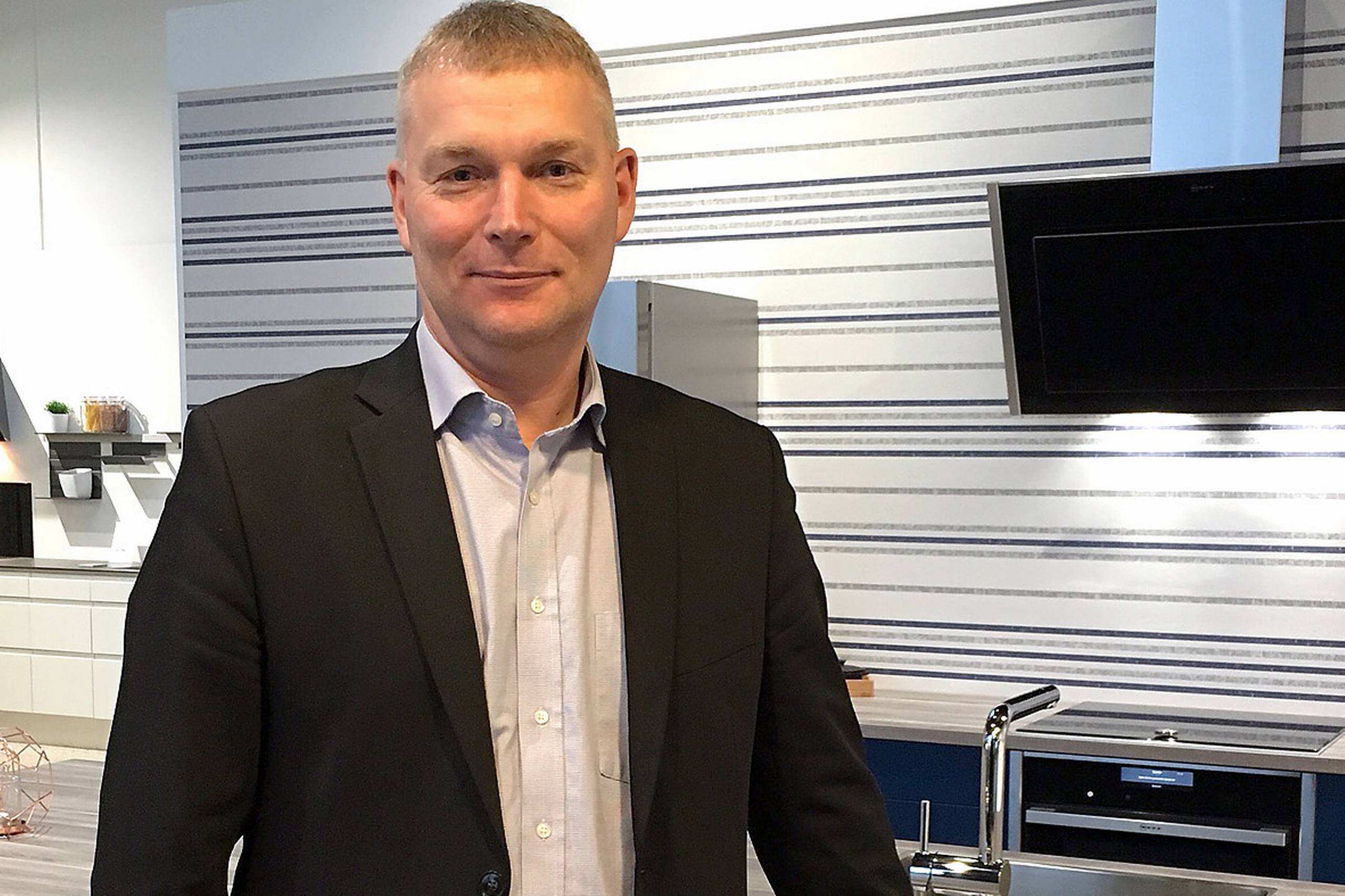 Erik Høj, adm. direktør i Designa, der har tabt millioner på en rekonstruktion. PR-foto.