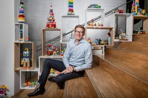 Den nye topchef i Lego, Niels Bjørn Christiansen, tror ikke, at Lego fremover kan levere perlerækker af tocifrede vækstrater. Markedet er for hårdt og Lego for stor, siger han i sit første interview.