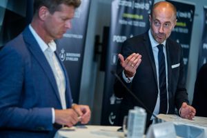 Venstre kræver hurtig test af børn, så myndighedernes retningslinjer om test i skoler og daginstitutioner ikke igen og igen holder forældrene væk fra arbejde.